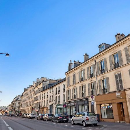 Le Montesquieu Apartamento Versalhes Exterior foto